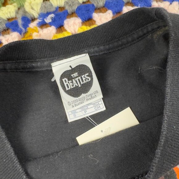 Vintage 2008 The Beatles Magical Mystery Tour T-Shirt | Size Small - Picture 3 of 6